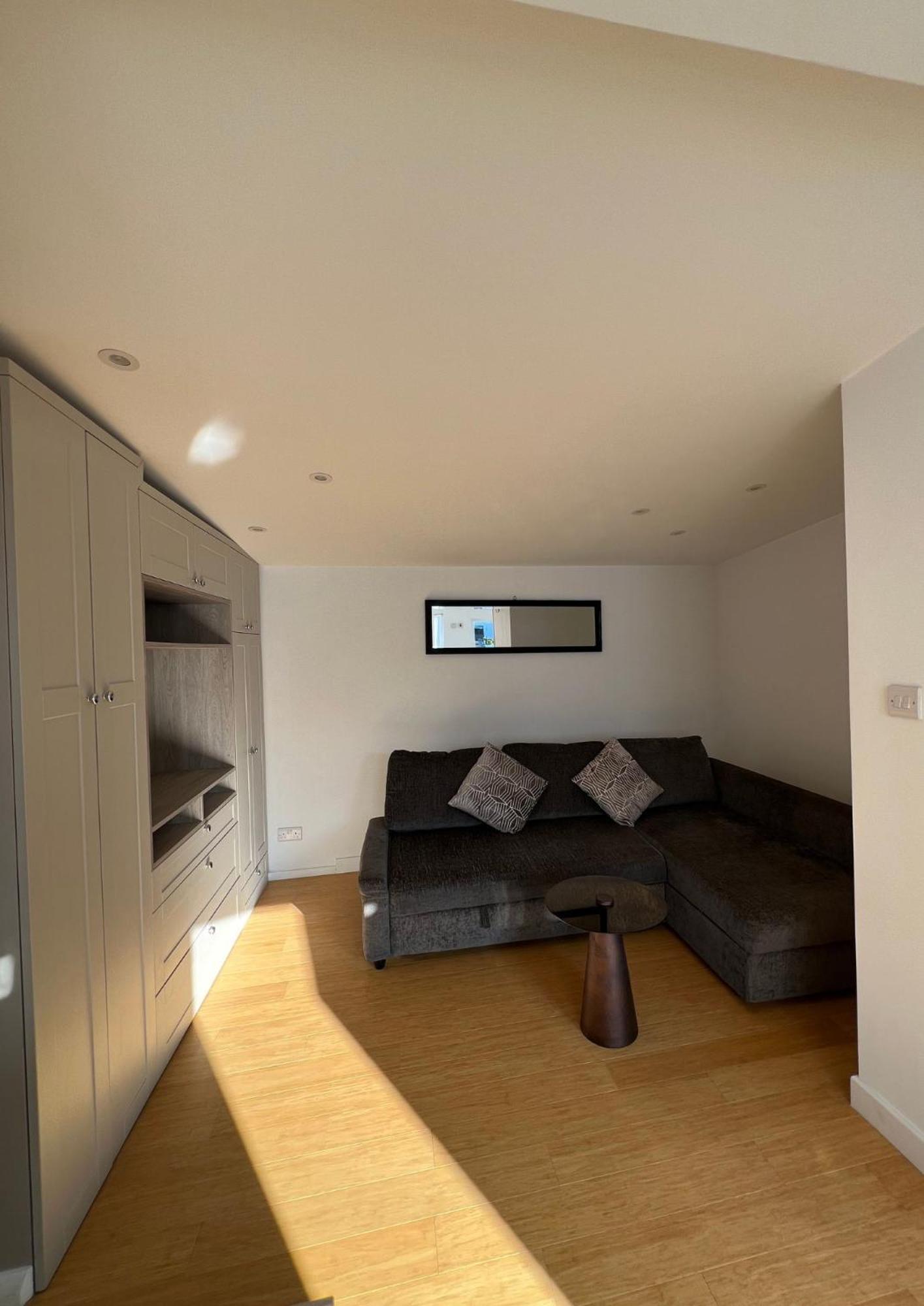 Modern Studio In Greenford, Free Wifi, Parking & Streaming Services Ілінг Екстер'єр фото